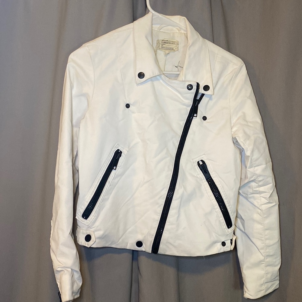 White adorable jacket with black zippers size 0